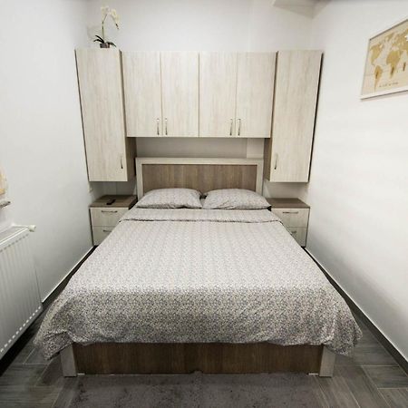 Astar Apartments - Small Rădăuţi Exteriér fotografie