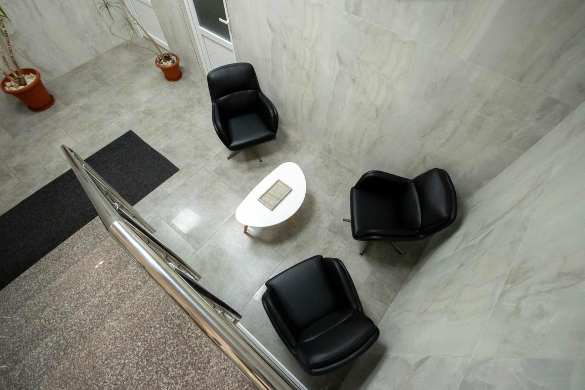 Astar Apartments - Small Rădăuţi Exteriér fotografie